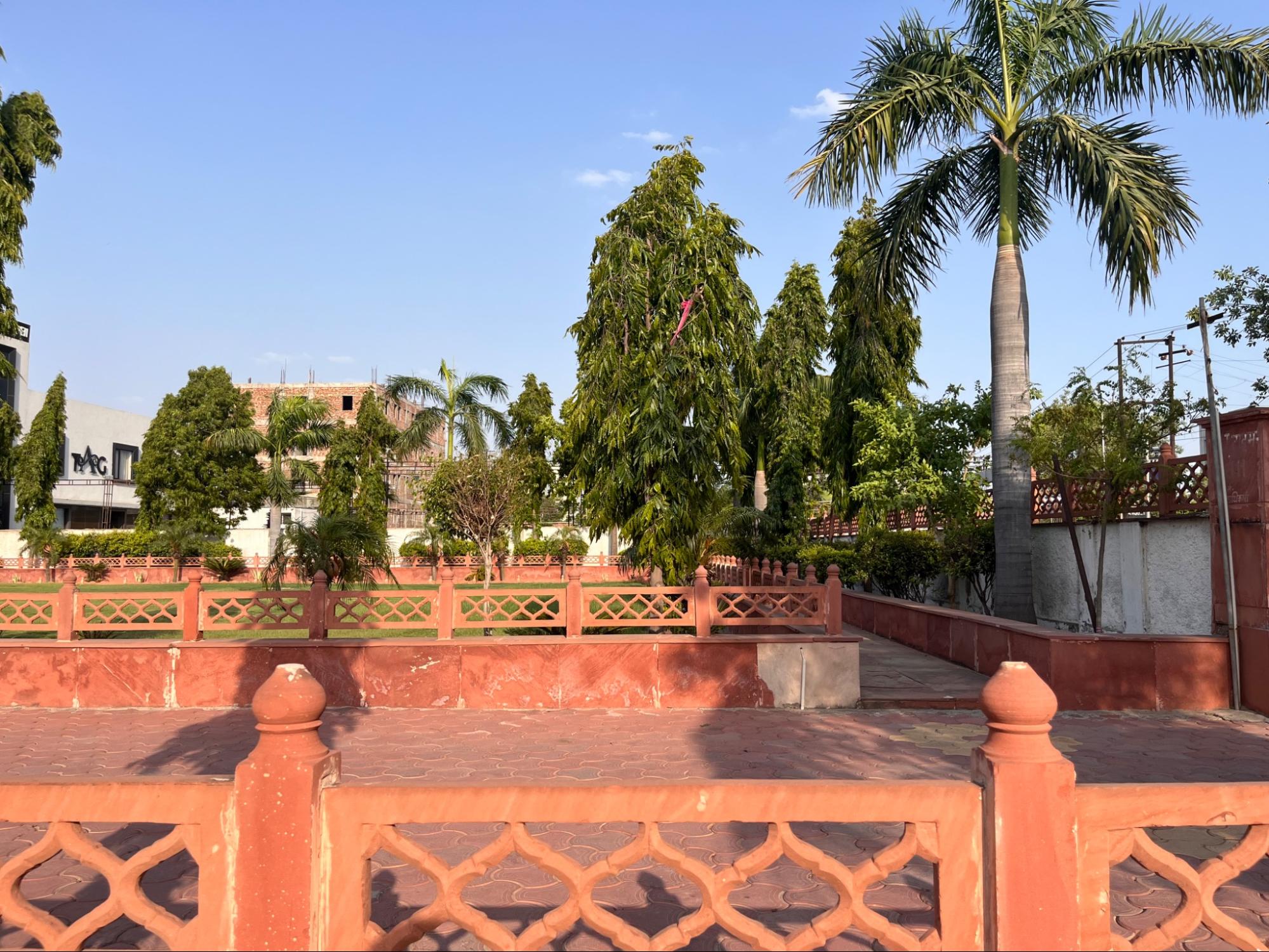 Shri Goverdhan Garden Photo 6