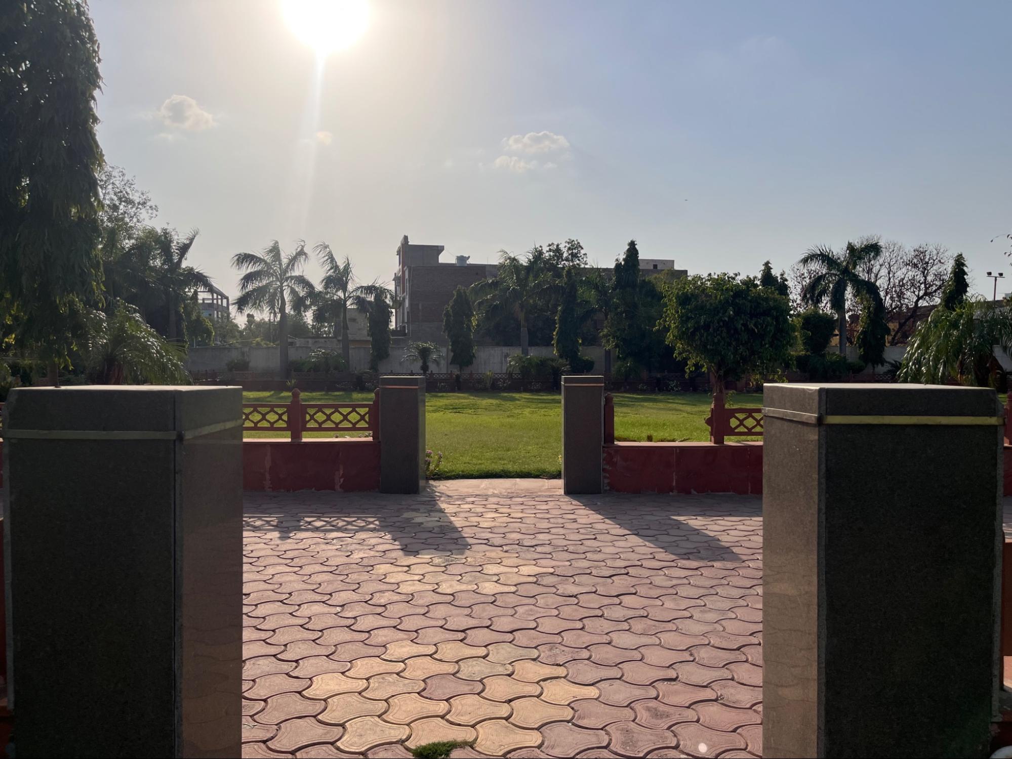 Shri Goverdhan Garden Photo 17