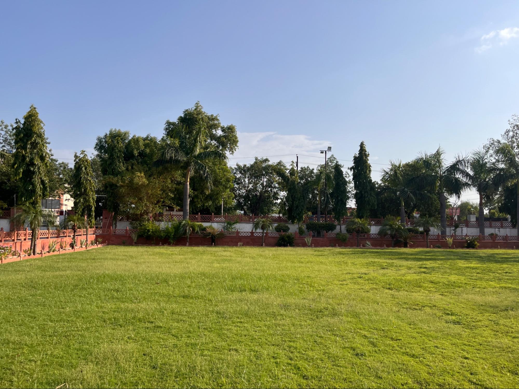Shri Goverdhan Garden Photo 33