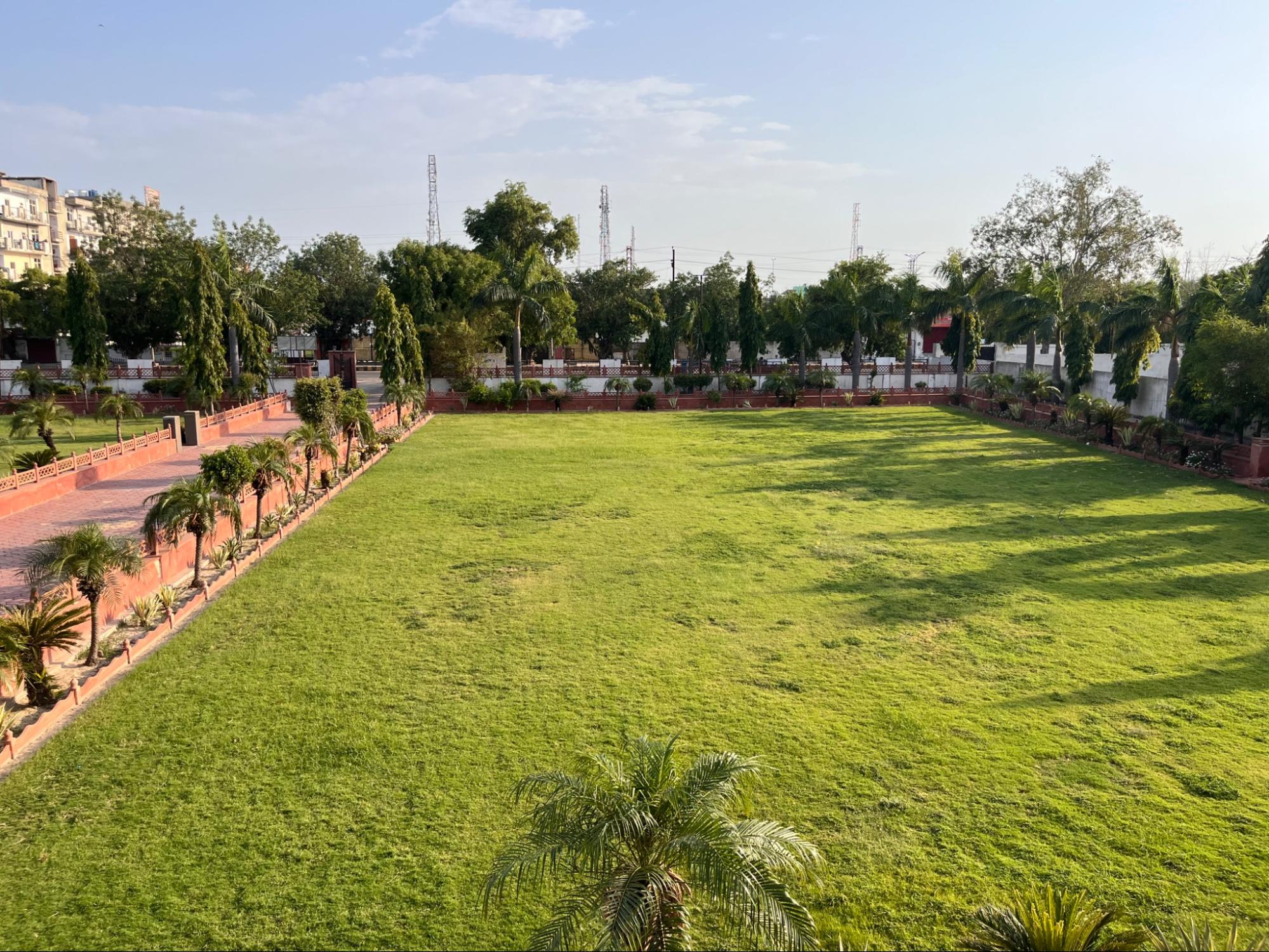 Shri Goverdhan Garden Photo 41