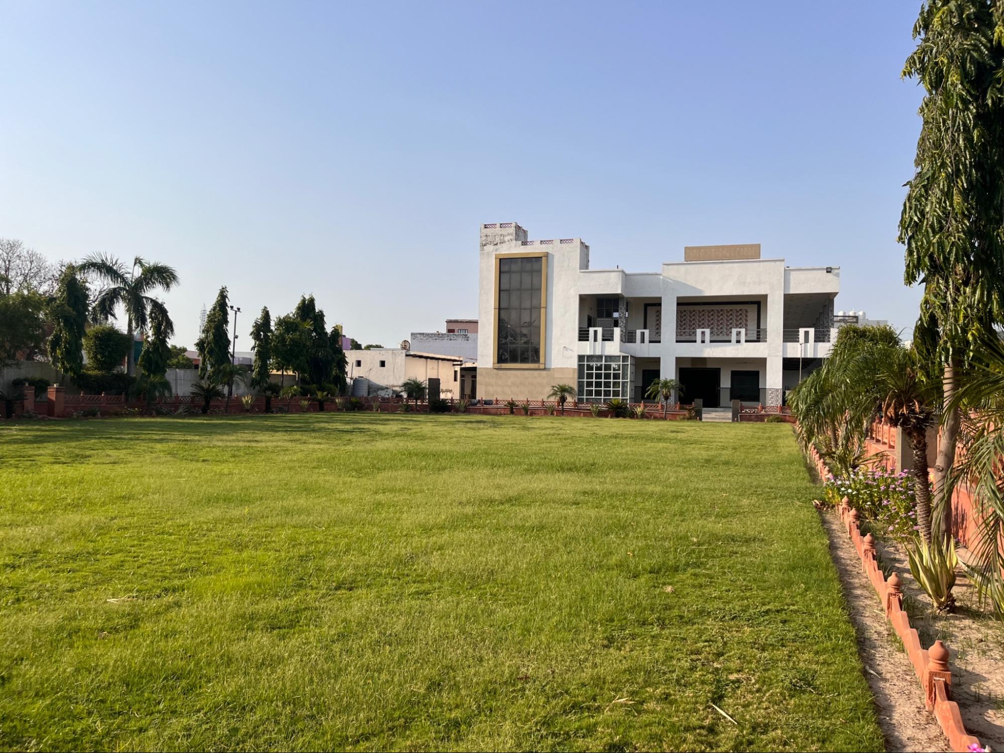 Shri Goverdhan Garden Photo 59